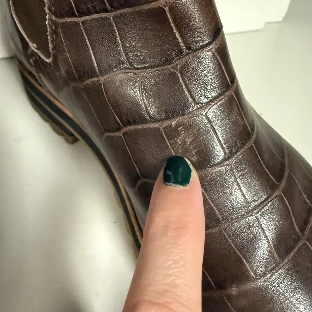 MADEWELL The Ivy Chelsea Boot Croc Embossed Leather Lug Sole Womens Sz 5.5 MA428